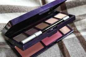 Paleta cieni do powiek Urban Decay cienie do oczu