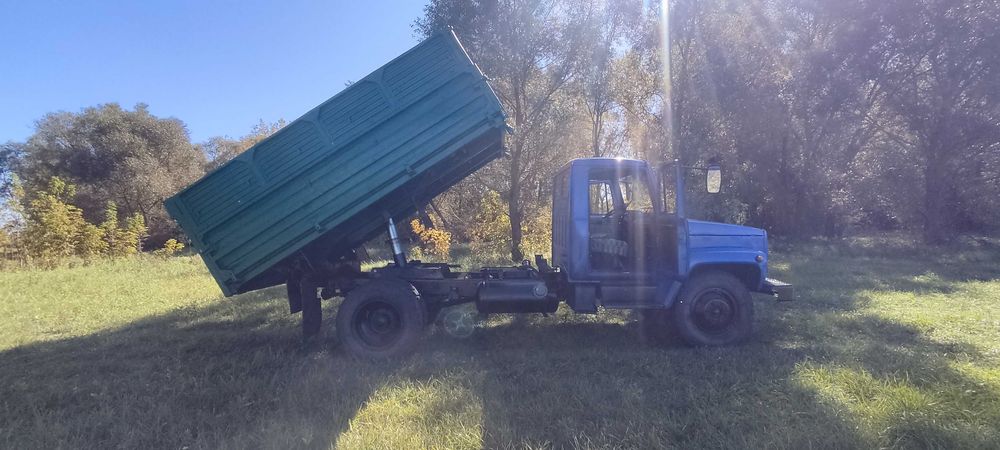 Продам Газ 3307.