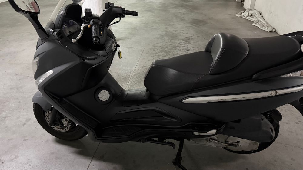 Scooter Sym 125 gts
