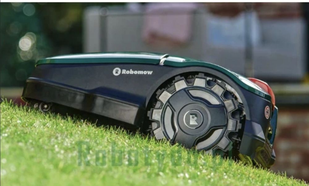 Robot koszący Robomow RKS 1500 nowy z przewodem ograniczajacym