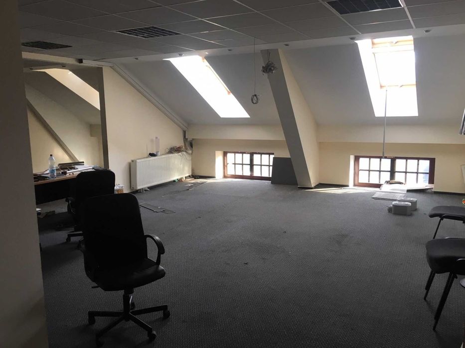 Lokal Biurowy 98 m² w Ścisłym Centrum w Świetnej Cenie