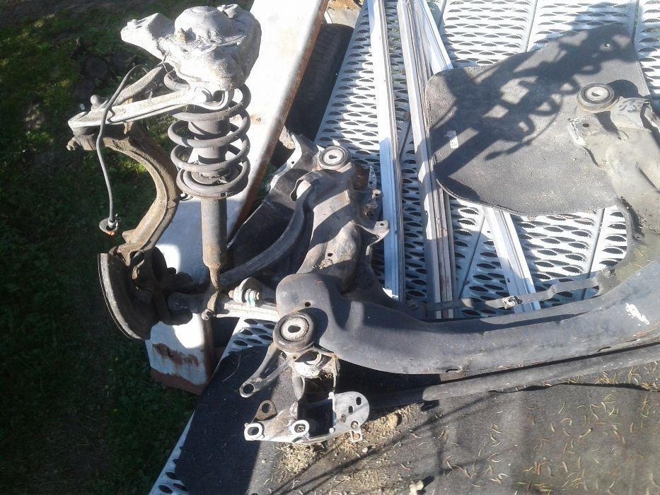 VW PASSAT B5 FL LIFT 2.0 ALT 2002r Całe Zawieszenie Przednie Przód Kpl