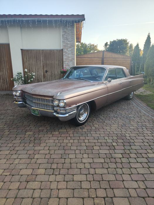 Cadillac sedan Deville 1963