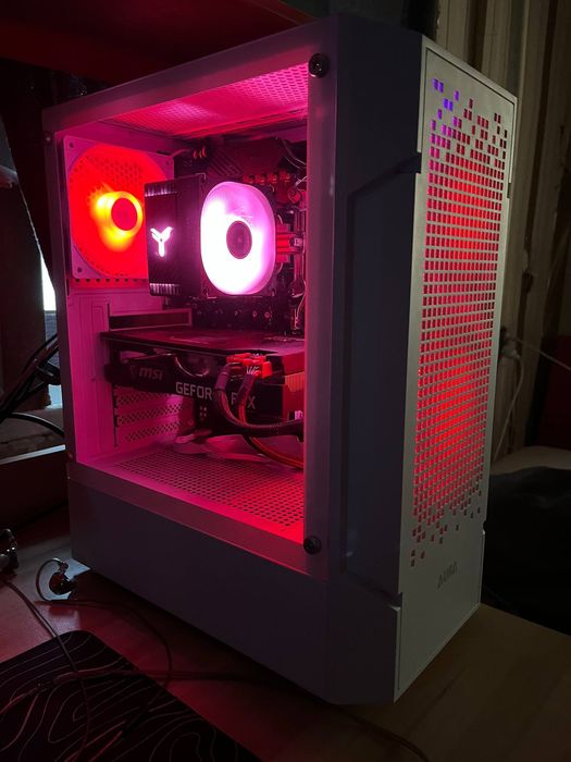 Продам компьютер на RTX 3070 и R7 5700x