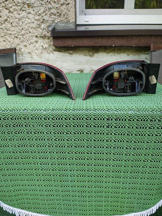 Kmpl. Lamp tylnich Renault laguna 2