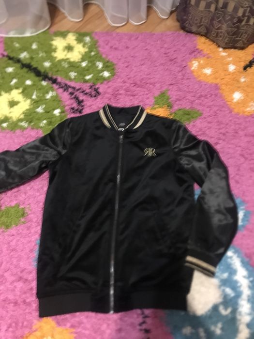 Куртка весняна