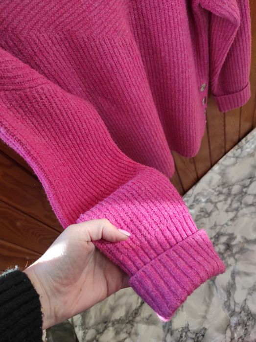 Розовый свитер от George