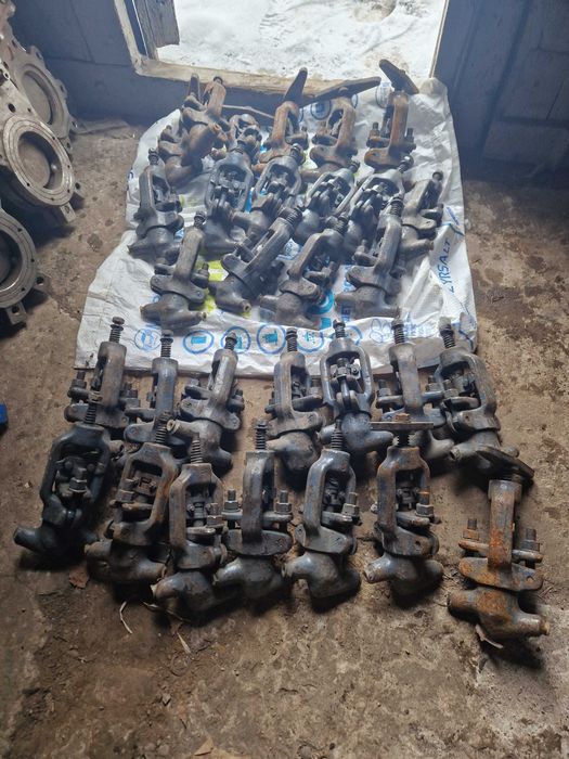 вентиль клапан енергетичний 588-10