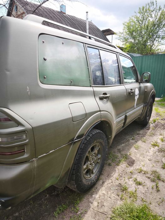 Мітсубісі Паджеро 3