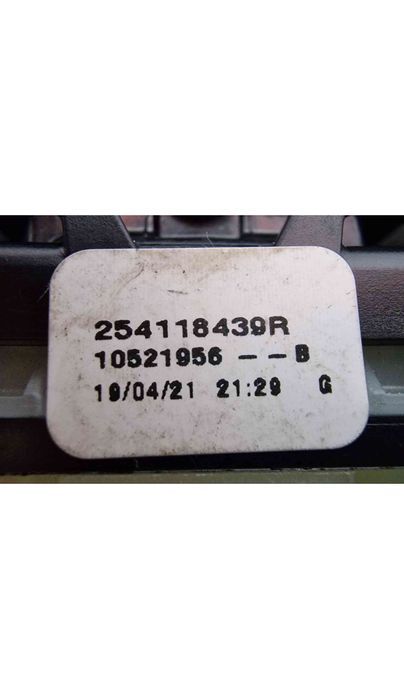 Comando / Botão / Interruptor Vidros Frente Direito DACIA SANDERO III ano 2022