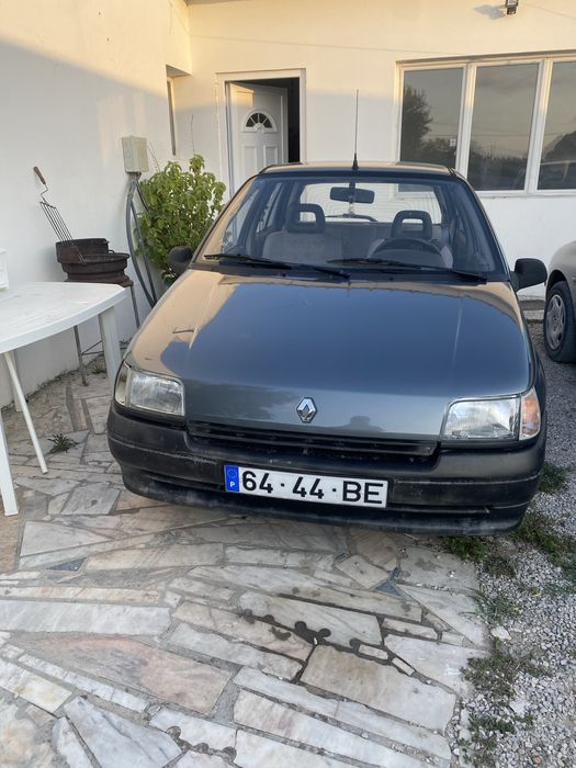 Renault Clio — fotografia 9