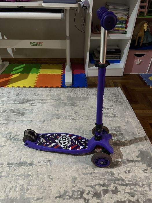 Самокат для дітей