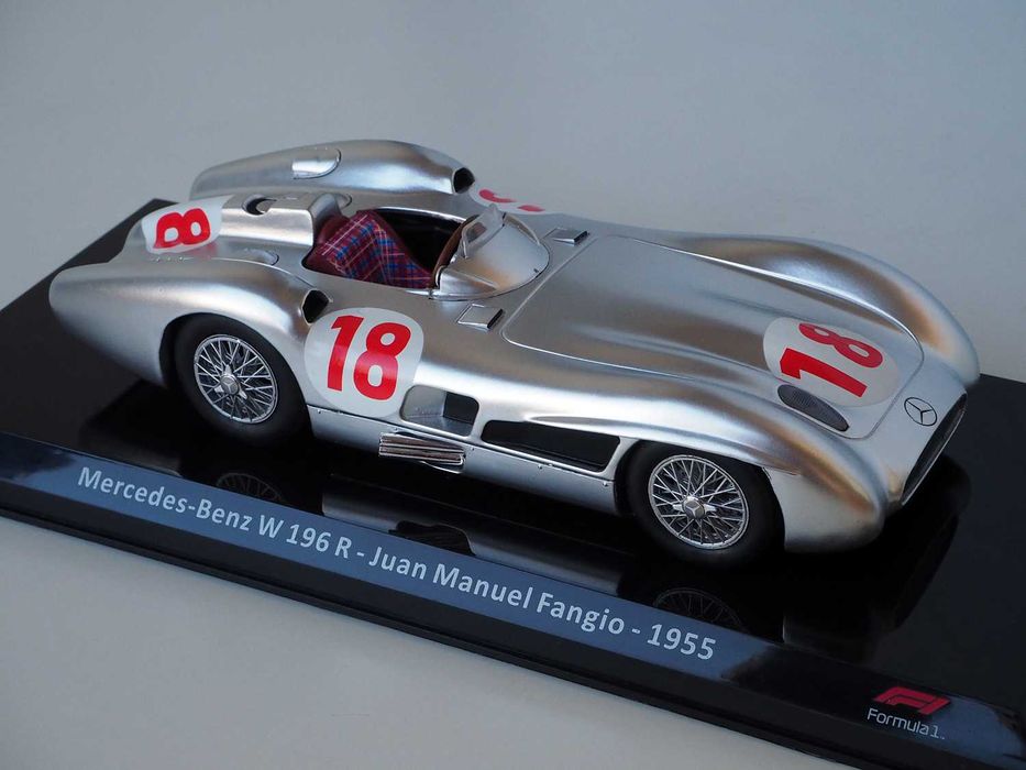 Miniatura Automóvel - Lendas da Formula 1 - ESCALA 1/24