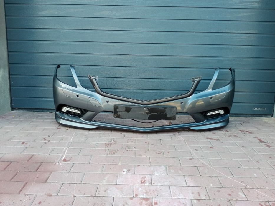 Mercedes w207 zderzak przód orginal