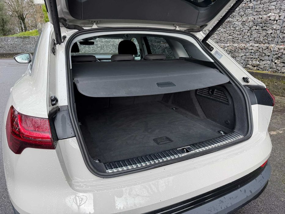 Audi e-tron 50 quattro