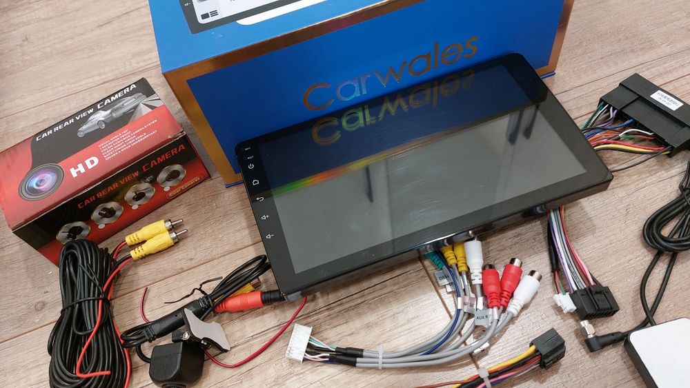 カーナビ Нова Carwales магнітола + камера заднього огляду: 4 000 грн