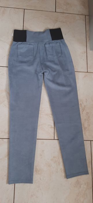 Spodnie zamszowe rozmiar m/l