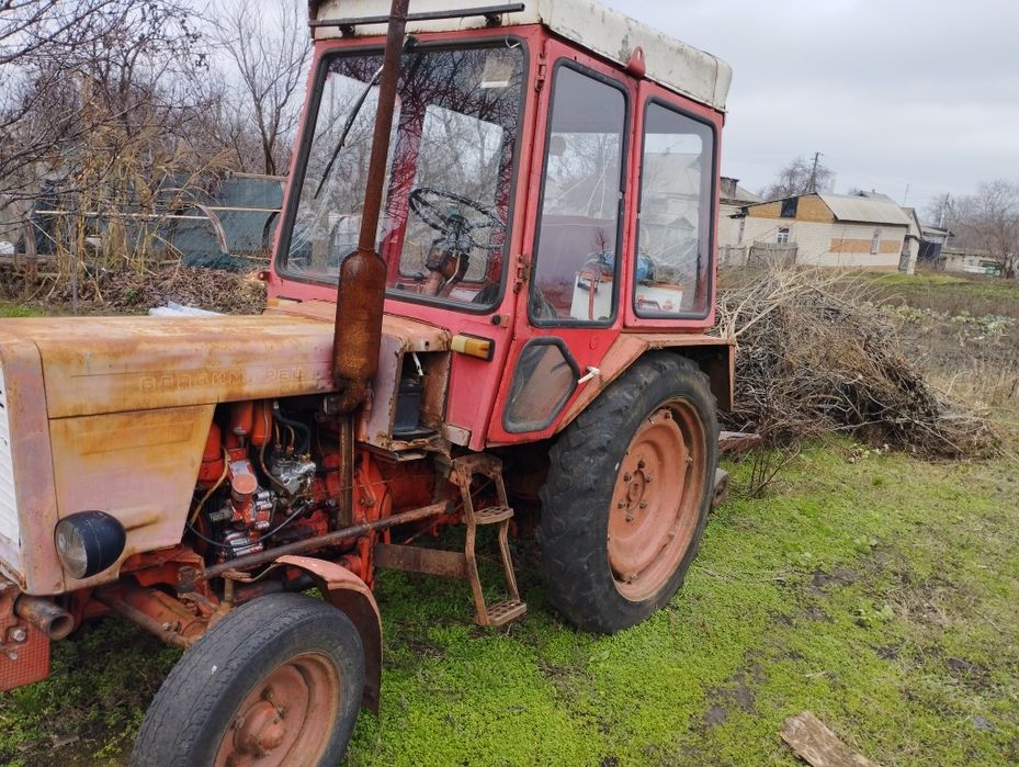 Продам трактор т 25