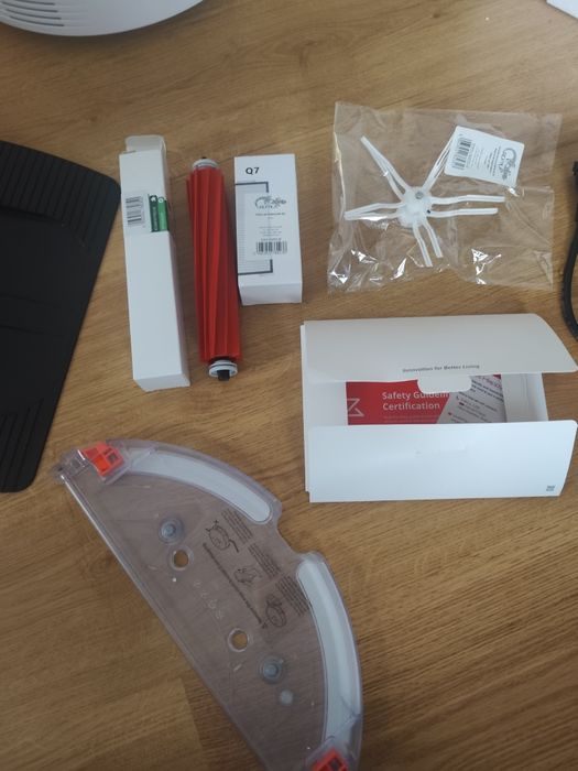 Roborock q7 max plus robot sprzatajacy ze stacja