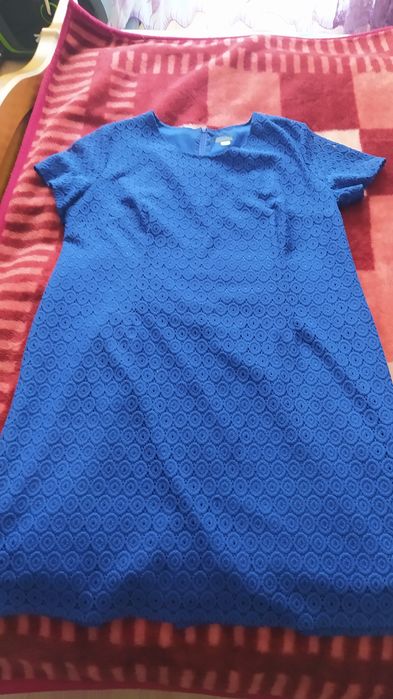 Sukienka koronkowa, szafirowa, rozm. XL