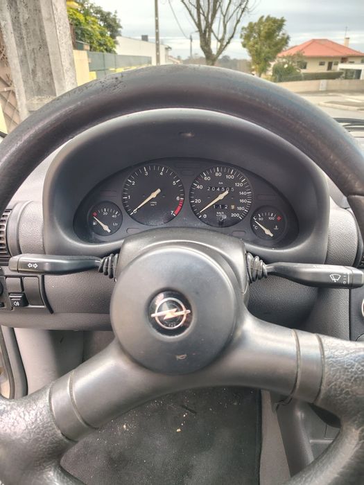 Opel Corsa 1.2 gasolina