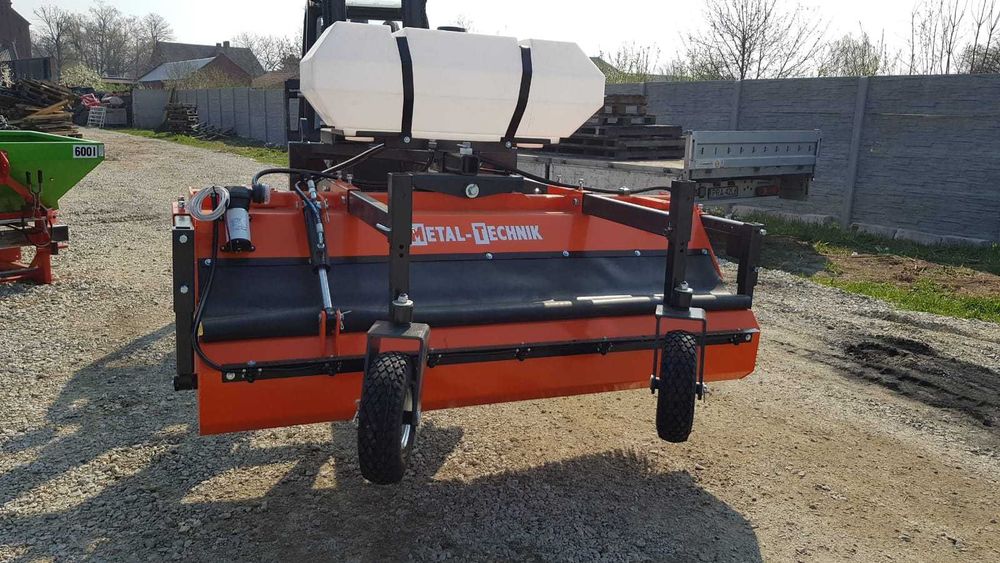 Zamiatarka hydrauliczna szczotka  METAL-TECHNIK-