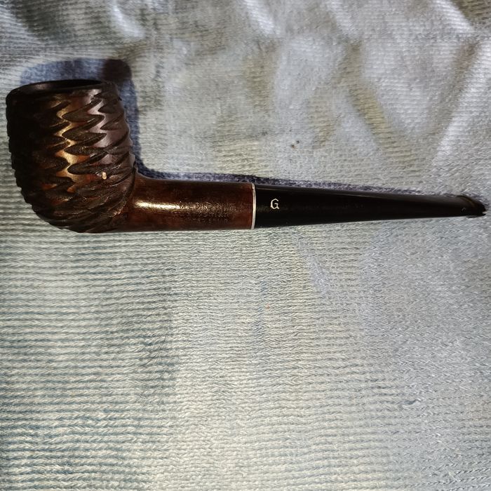 Lindo cachimbo Estate Vintage Medico Guardsman.