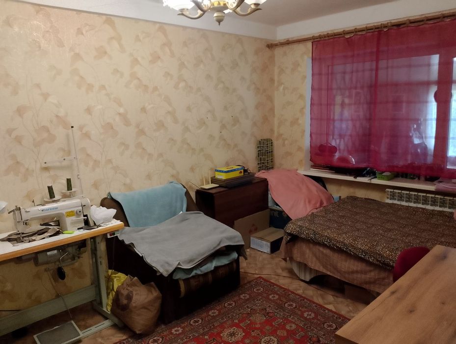 Продам квартиру .