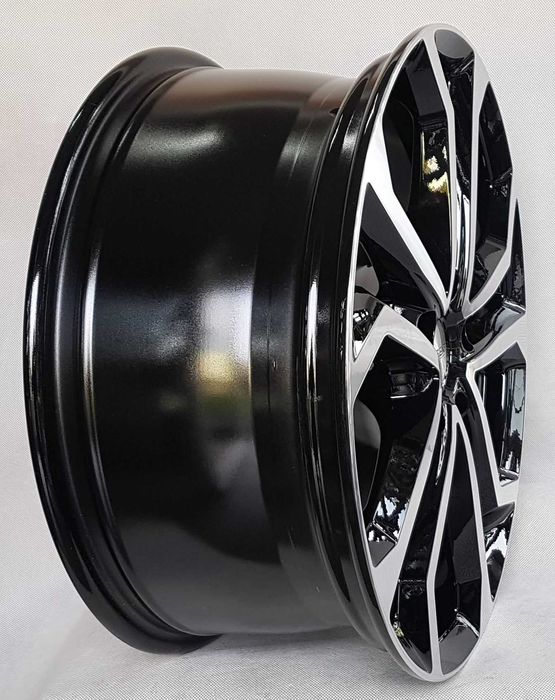 Felgi 18 Toyota C-HR Corolla Cross Vitara Sportage Tucson Mazda Dezent