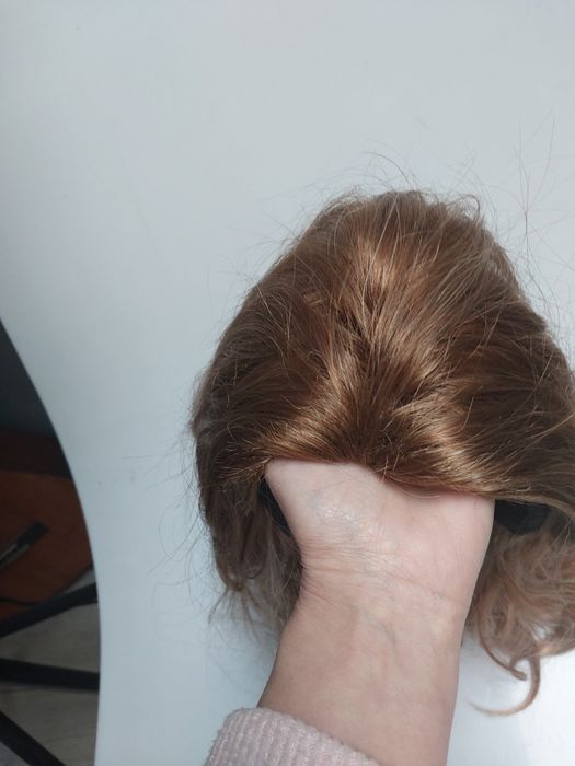 Nowa peruka Qnbiar miedziane i blond pasemka hak naturalne włosy