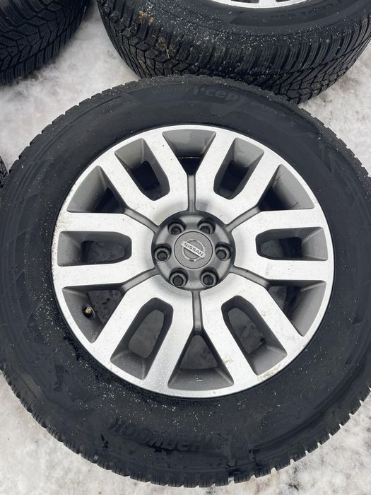Диски R18 6*114.3 Nissan +шини 255/60