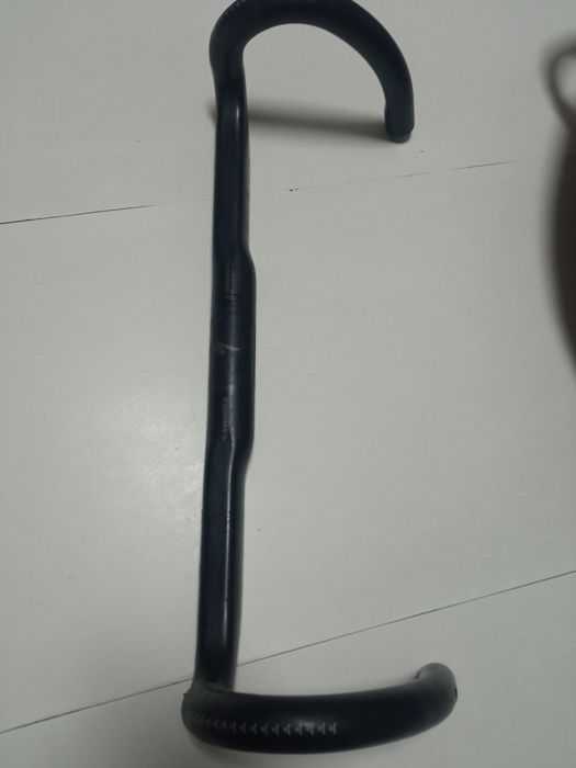 Guiador de carbono S-Works Fact Carbon Shallow Bend