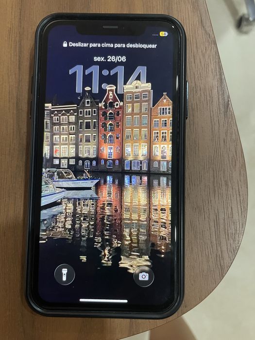 Iphone 11 em otimo estado