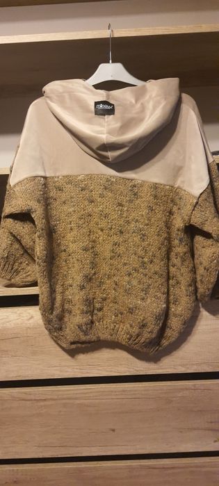 Sweter płomyk firmy Minouu