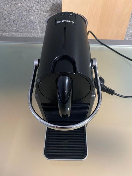 Maquina café Nespresso Pixie