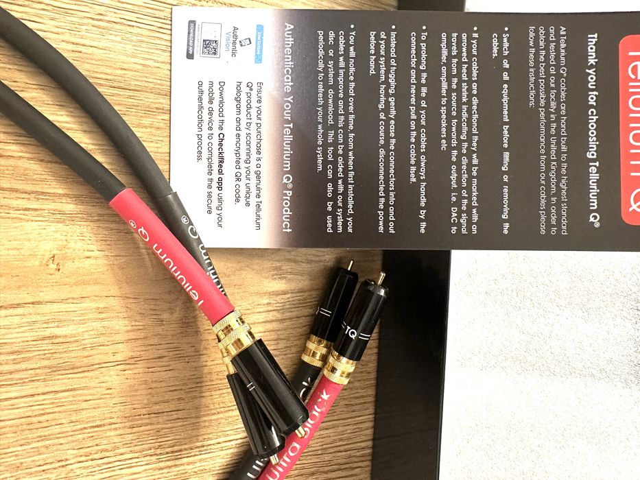 Tellurium Ultra Black 1m RCA, Interkonekt