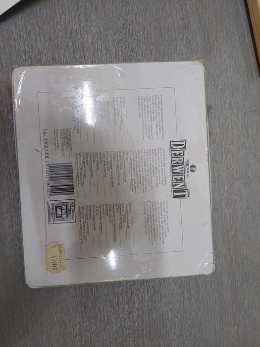 Belas artes caixa seladas lápis para aguarela