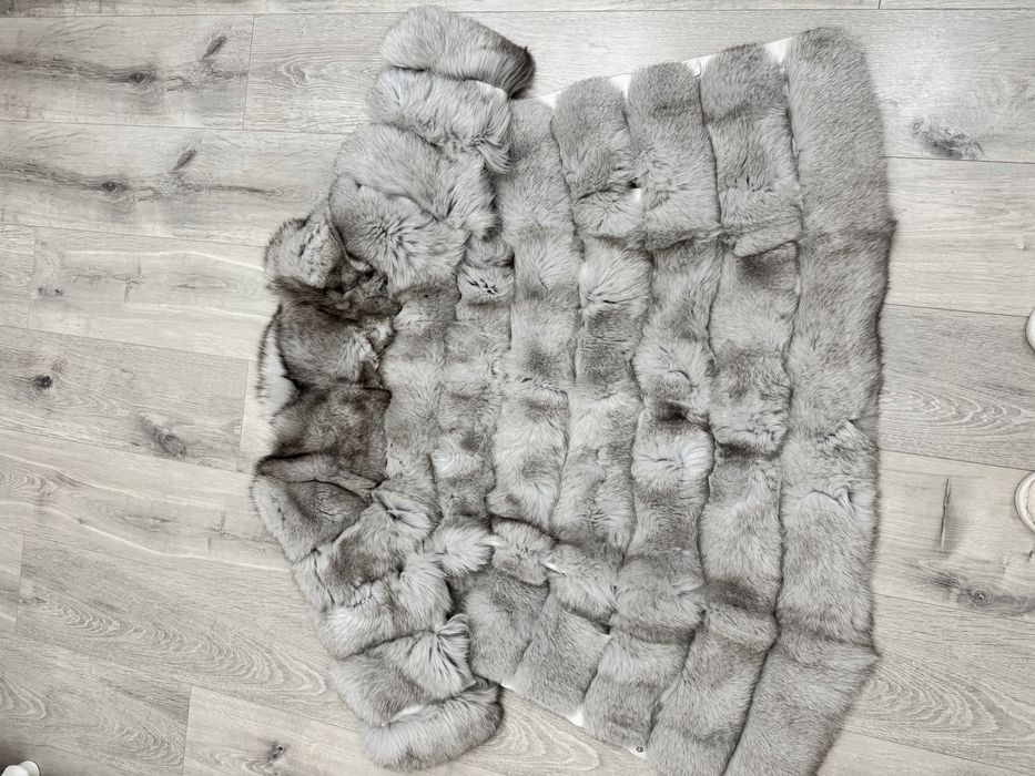 Шуба песец натуральная