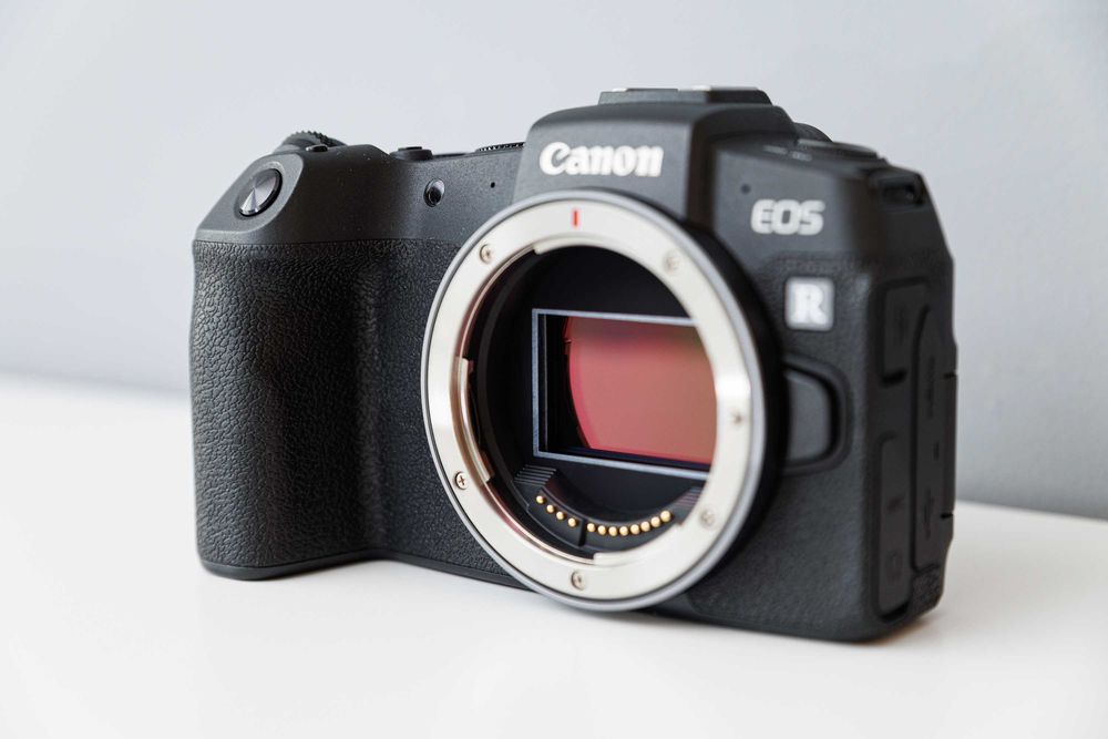 Aparat CANON EOS RP - super stan, 2749 klatek