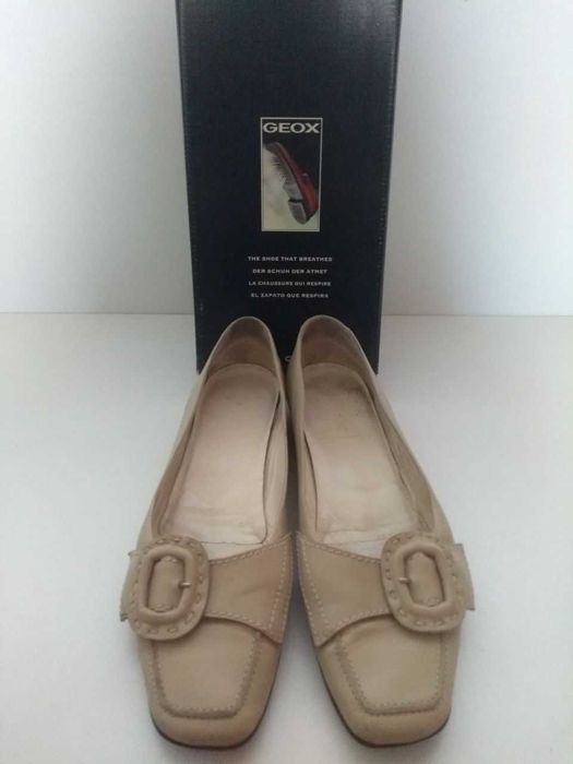 GEOX Бежеві Шкіряні Жіночі Мокасини / Туфлі