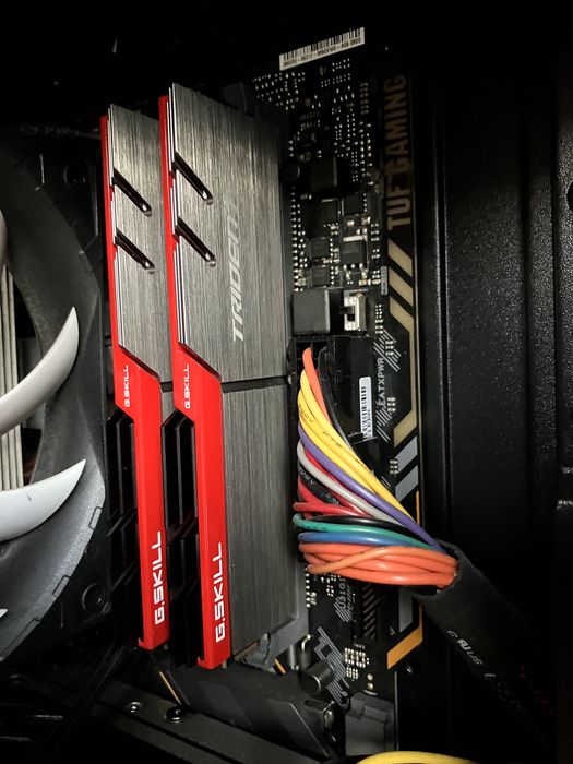 ASUS TUF Z390 + i5-8600K + 16GB G.Skill Trident Z + Arctic Freezer