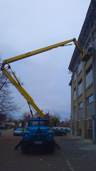 Автовишка АГП-22.04 на шасі ЗІЛ 431610