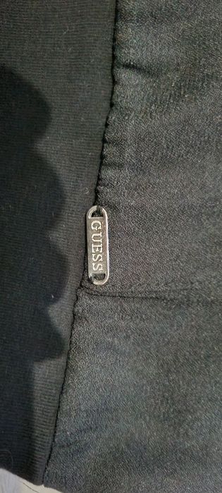 Bluza z kapturem marki Guess