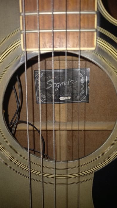 Guitarra Eletroacústica Segovia SJC-33 - Session Series (Com Cutaway)
