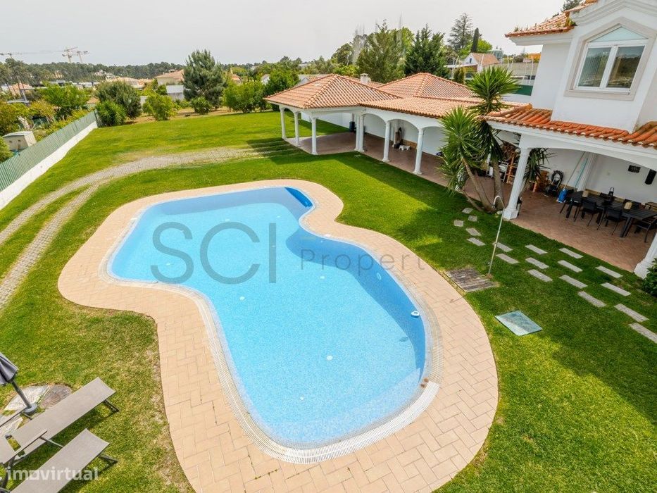 Moradia T5 em Verdizela com lote de 1550m2, um refúgio de espaço e ...