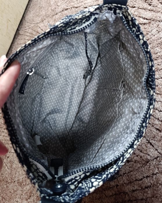 Сумка жіноча Kipling в квітковий принт