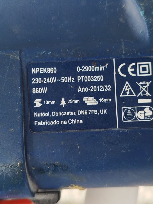 Vendo máquina de furar para peças