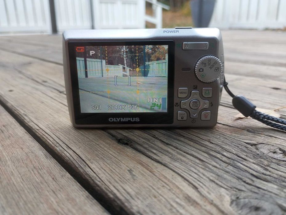 Olympus U700 all-weather 7.1 megapixel