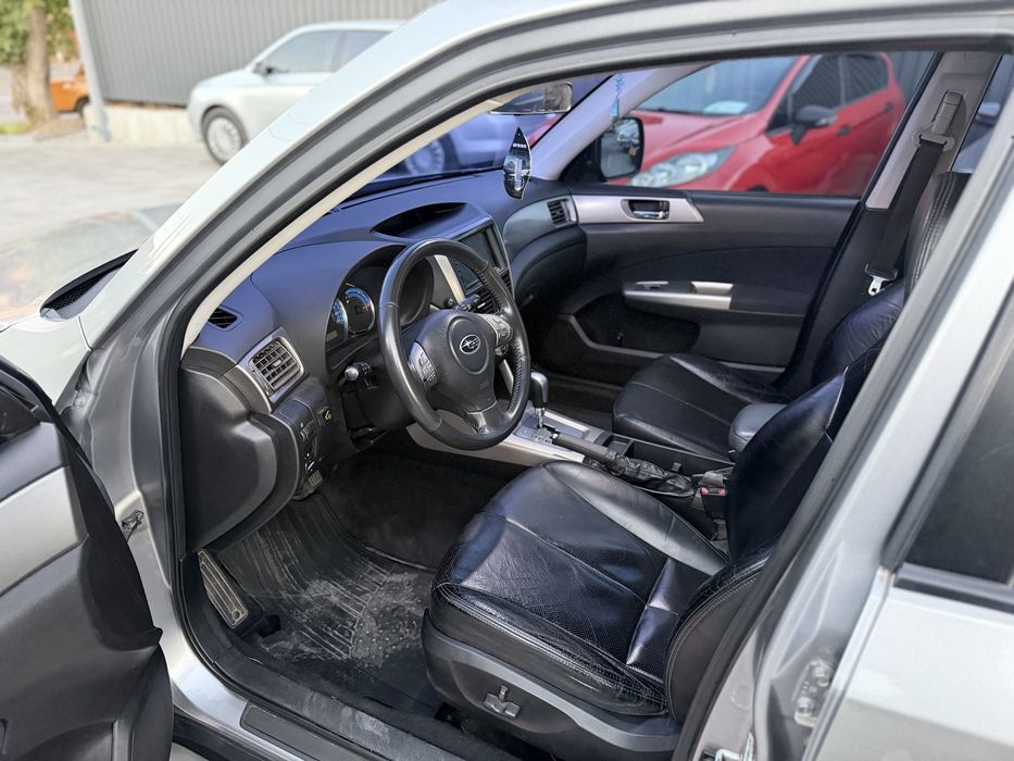 Субару Форестер 2009 рік 2.0 газ бензин автомат повний привід