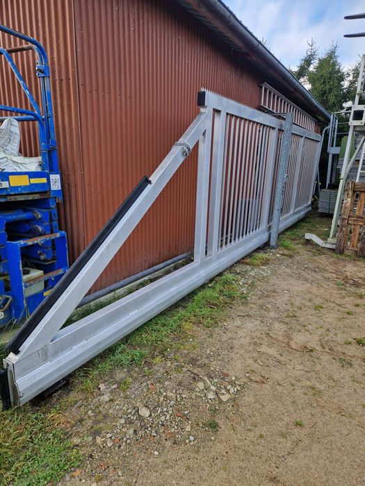 Brama przesowna aluminiwa